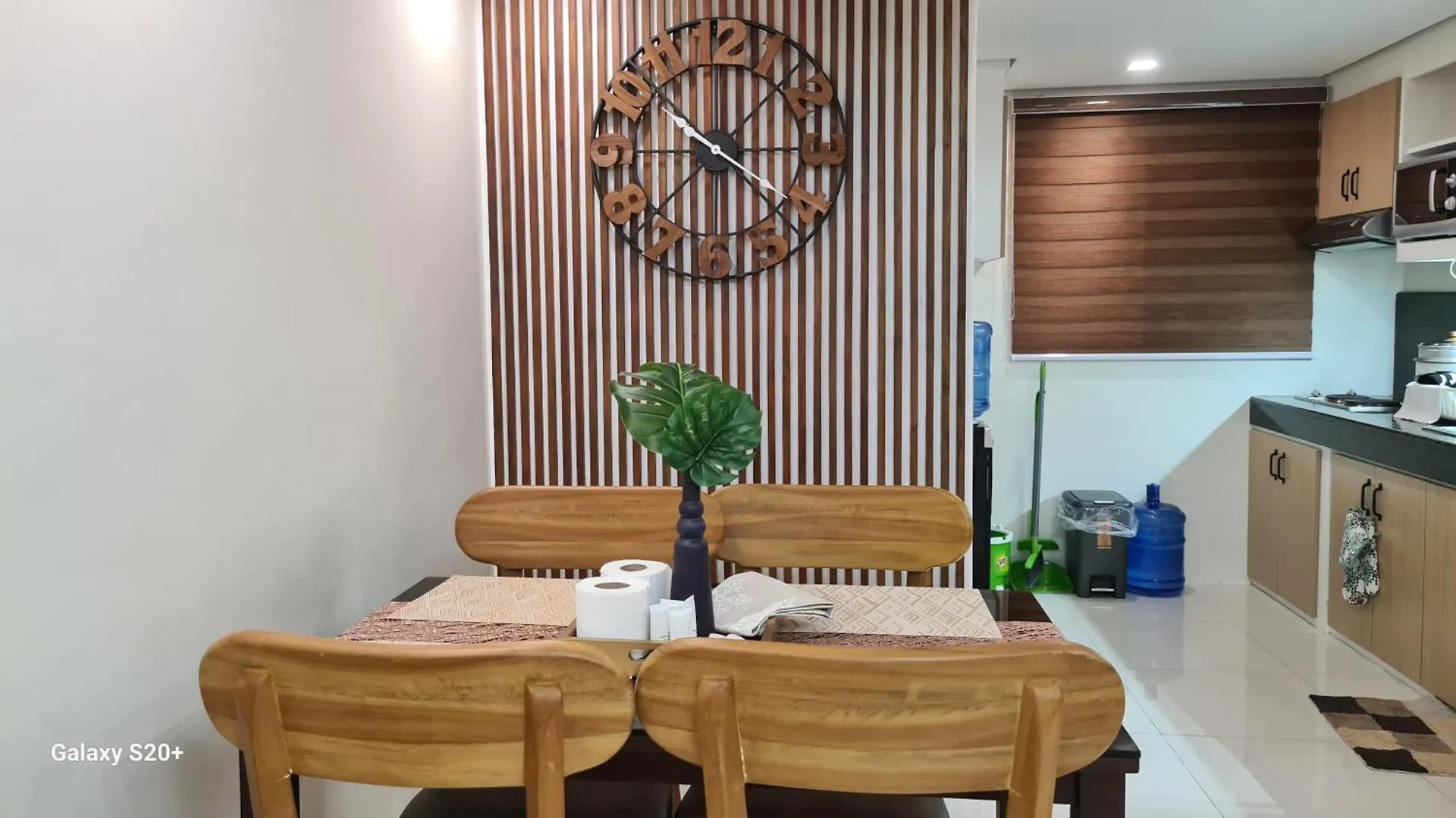 Apartment One Oasis 2Br Beside Sm City Mall Upto 6Pax Davao
